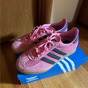 adidas Gazelle Indoor
Bliss Pink Purple (Women's)
